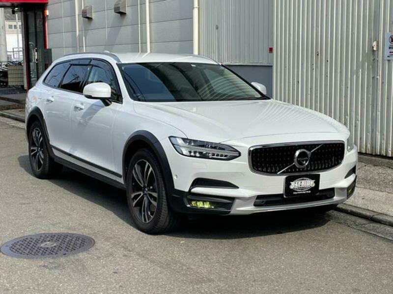V90-0