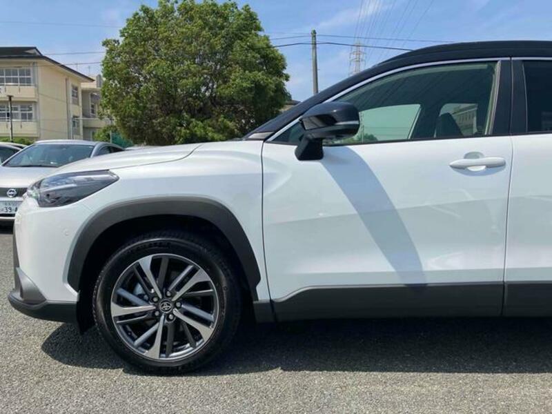 COROLLA CROSS