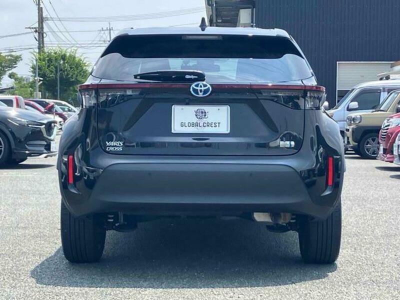 YARIS CROSS