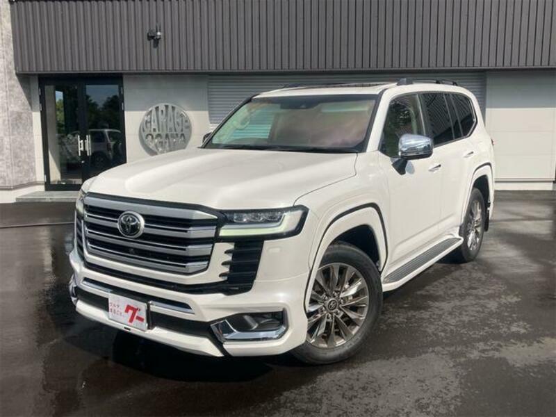 TOYOTA LAND CRUISER