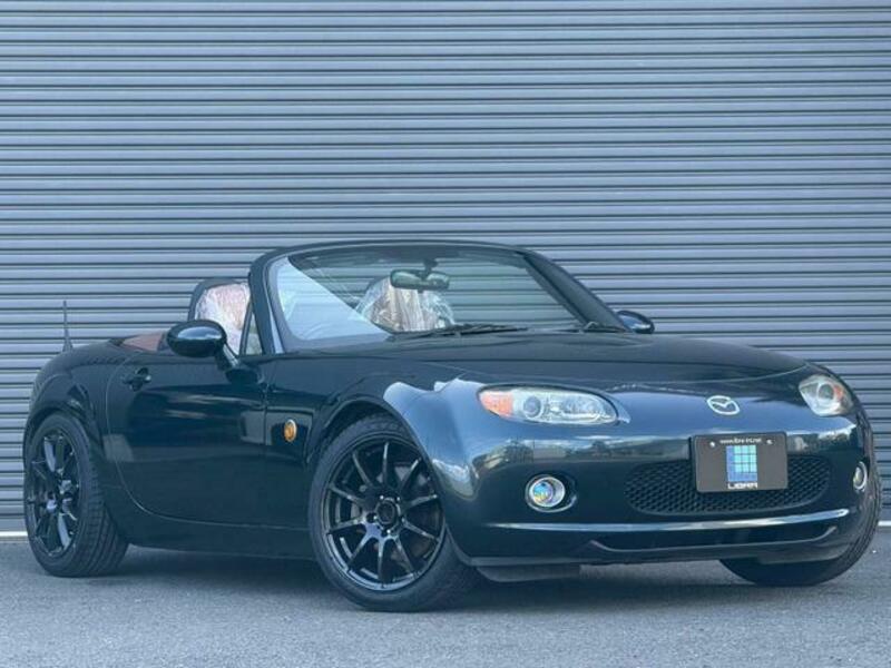 ROADSTER