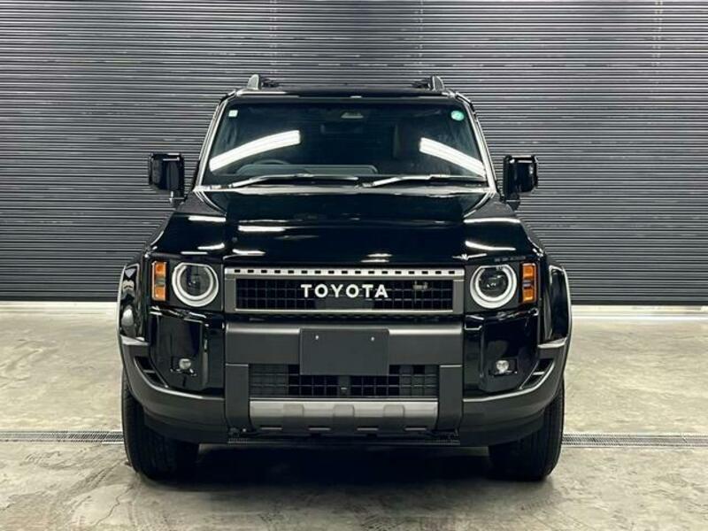 LAND CRUISER 250