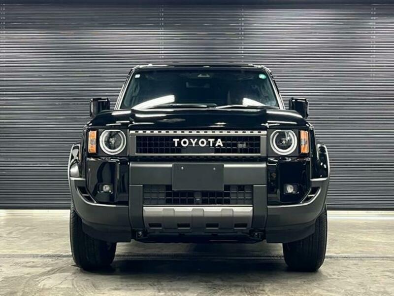 LAND CRUISER 250