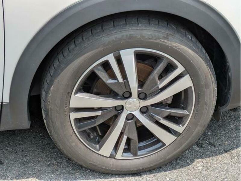 3008