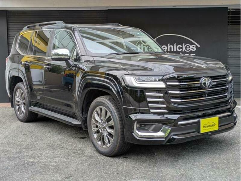 LAND CRUISER