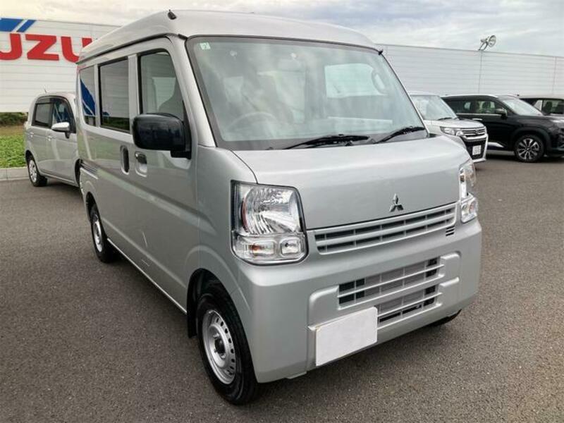 MINICAB VAN