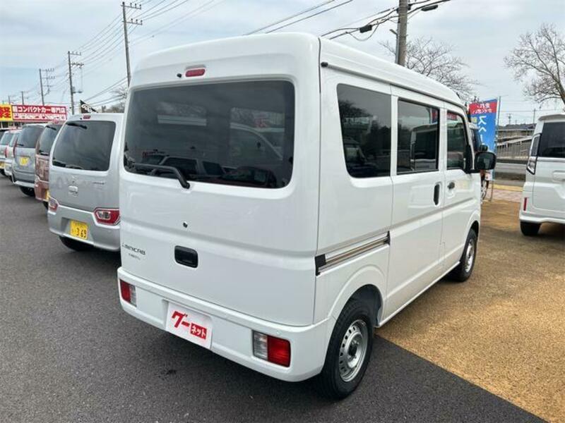 MINICAB VAN
