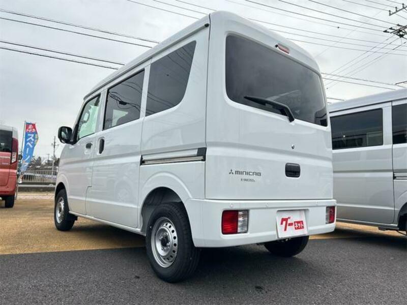 MINICAB VAN