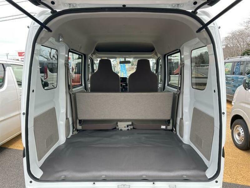 MINICAB VAN