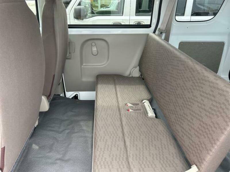 MINICAB VAN