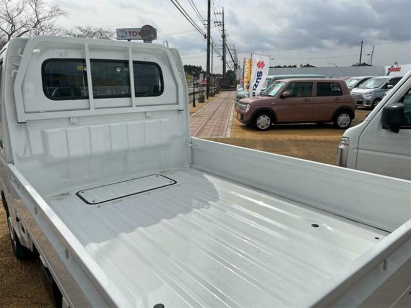 MINICAB TRUCK