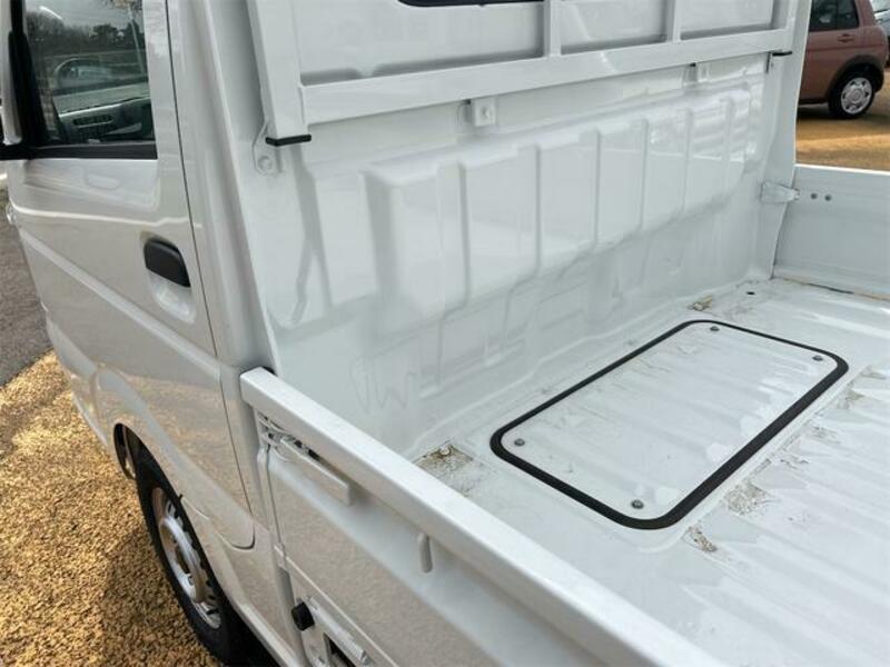 MINICAB TRUCK