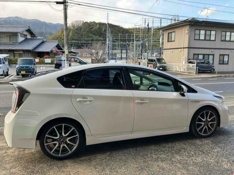 PRIUS
