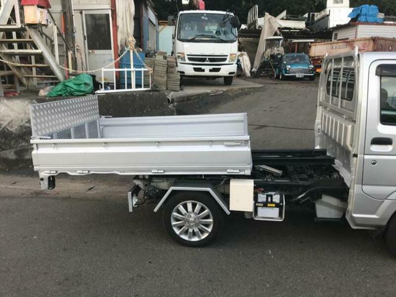 CARRY TRUCK