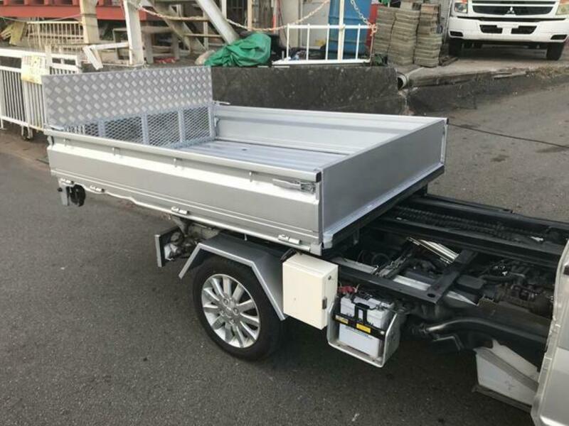 CARRY TRUCK