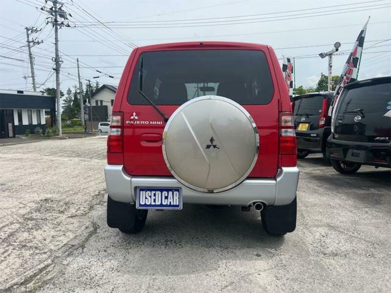 PAJERO MINI