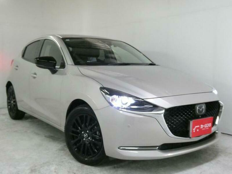 MAZDA2