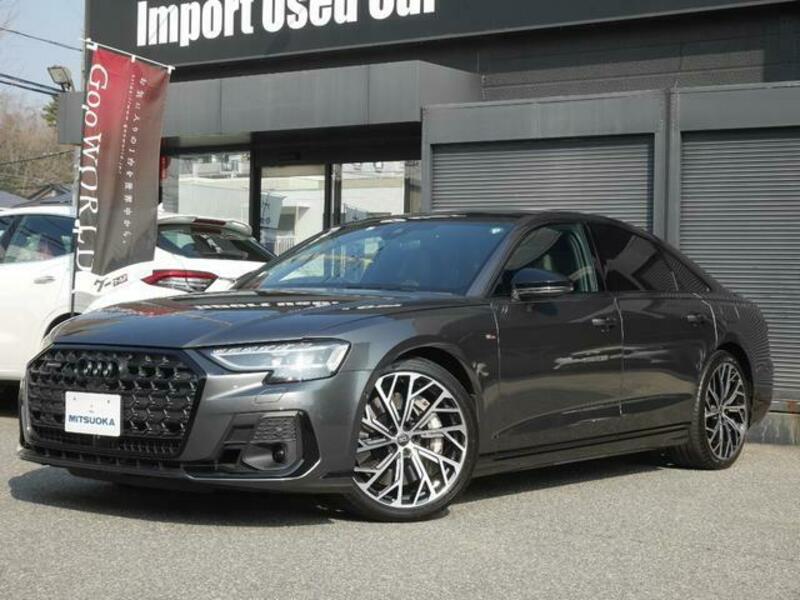 AUDI A8