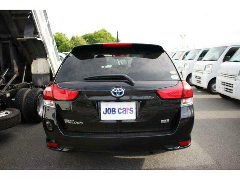 COROLLA FIELDER