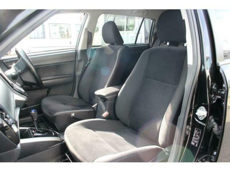 COROLLA FIELDER