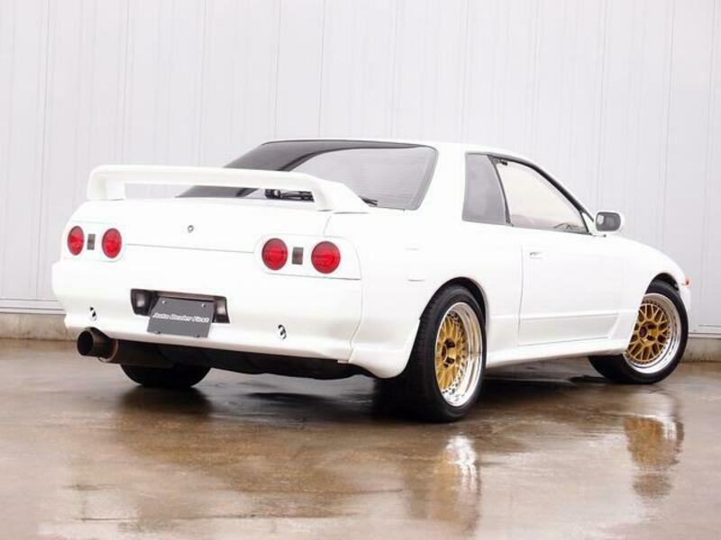 SKYLINE