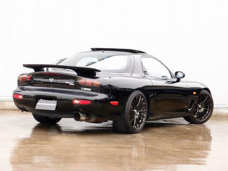 EFINI RX-7