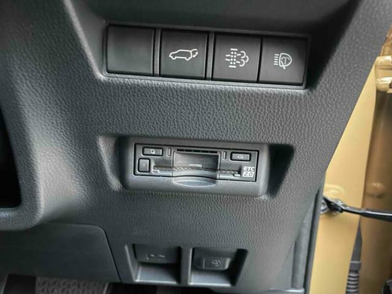 LAND CRUISER 250