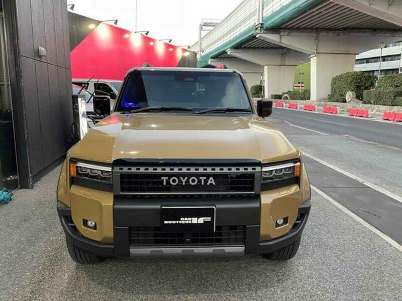 LAND CRUISER 250