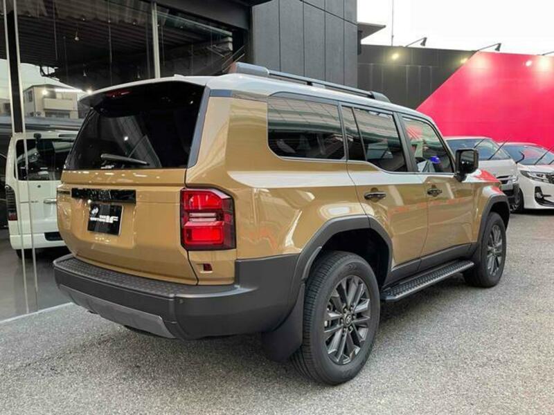 LAND CRUISER 250
