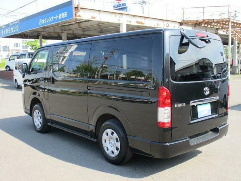 HIACE VAN