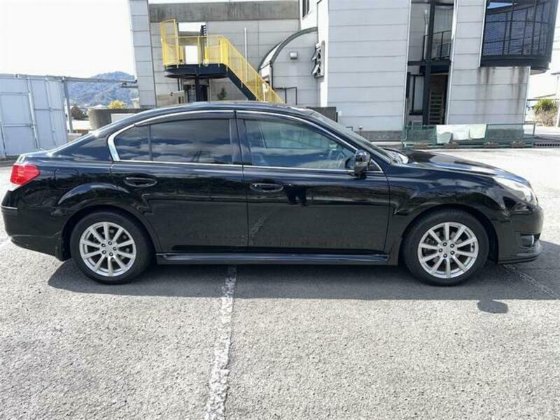 LEGACY B4