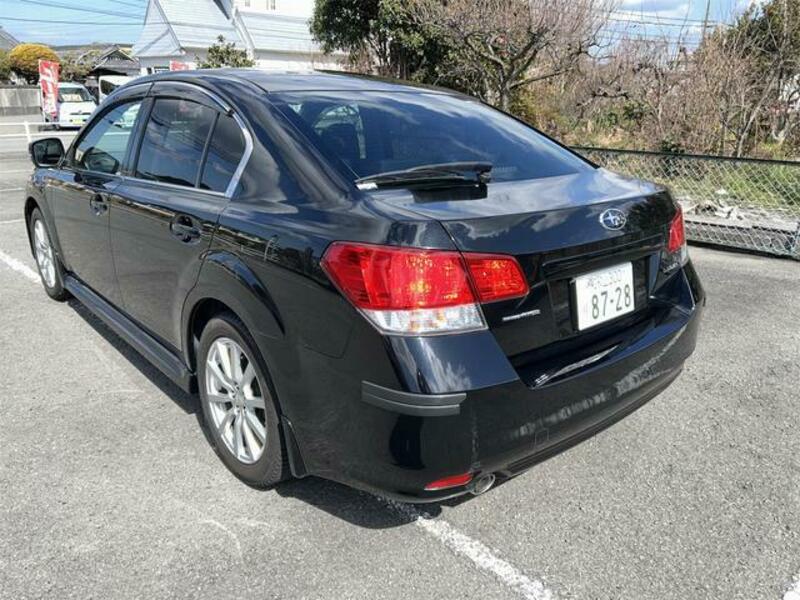 LEGACY B4