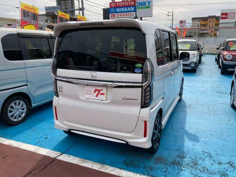 N BOX CUSTOM