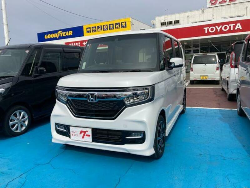 HONDA N BOX CUSTOM