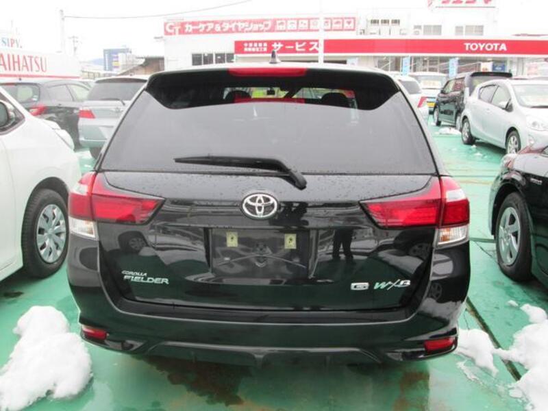 COROLLA FIELDER