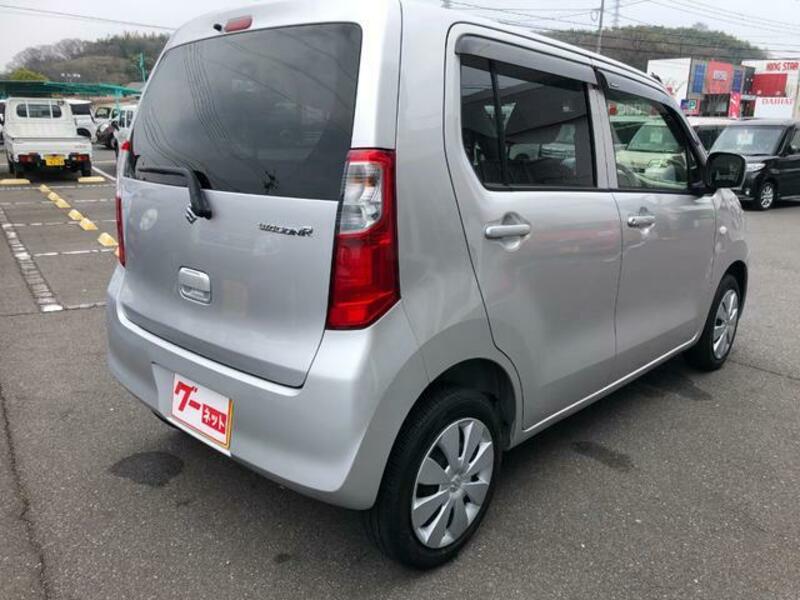 WAGON R