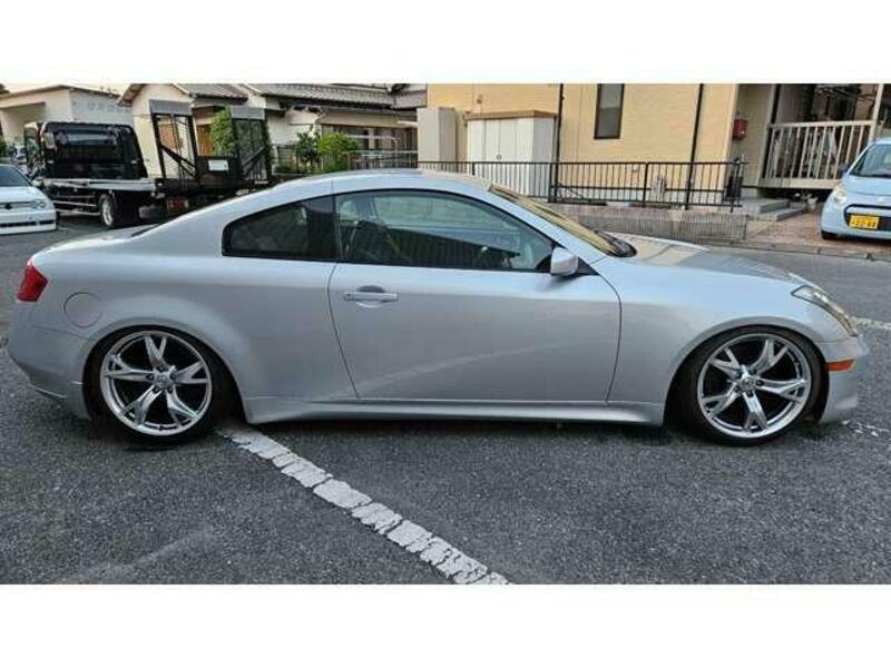 SKYLINE