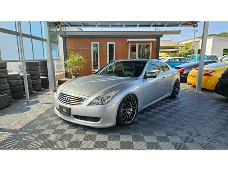 NISSAN SKYLINE