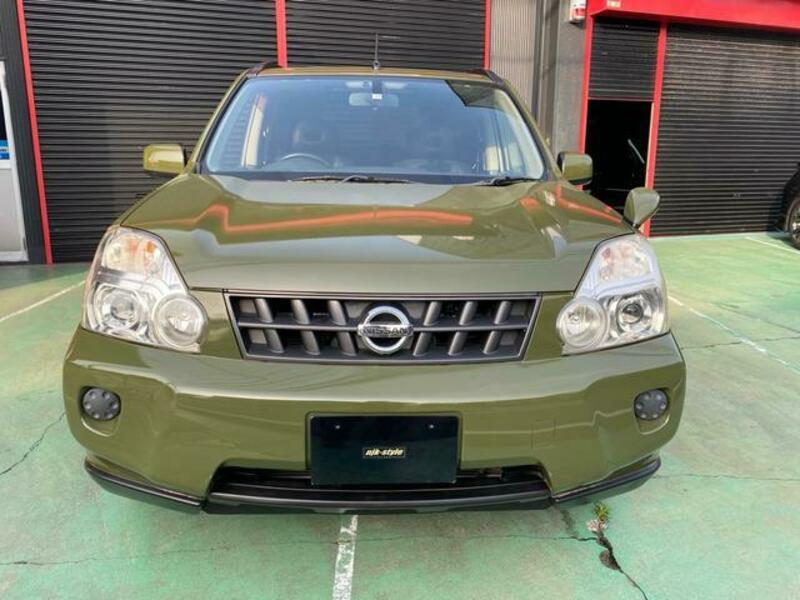 X-TRAIL