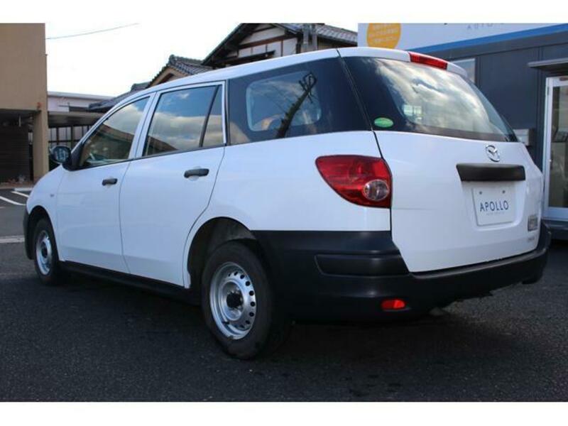 FAMILIA VAN