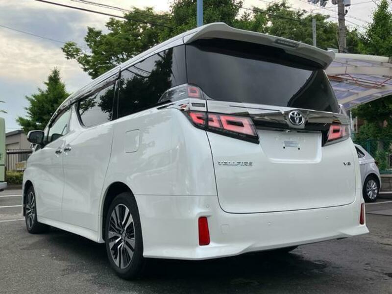 VELLFIRE