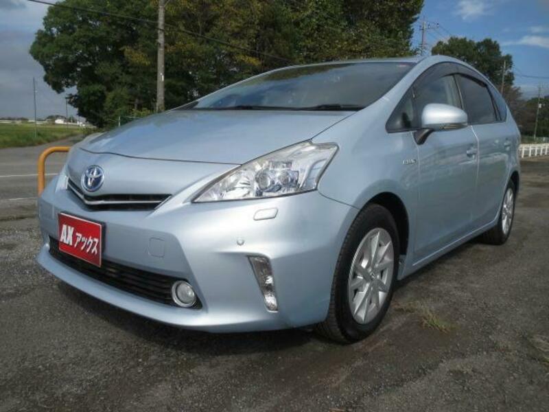 PRIUS ALPHA