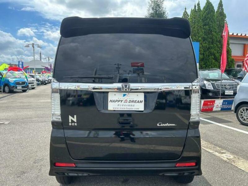N BOX CUSTOM