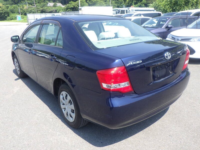 COROLLA AXIO