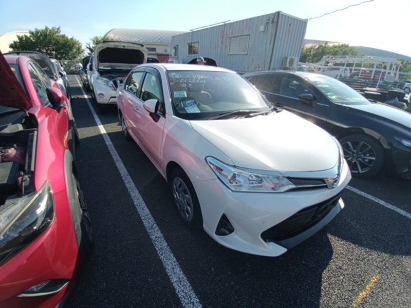 COROLLA AXIO