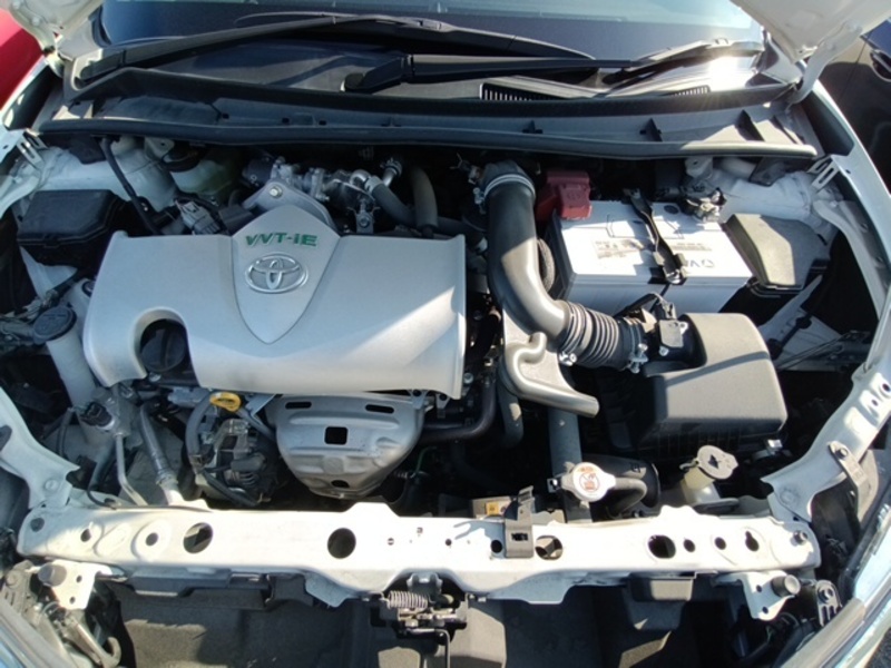 COROLLA AXIO