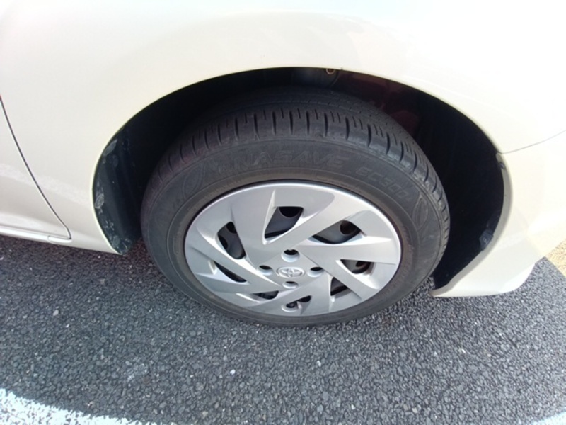 COROLLA AXIO