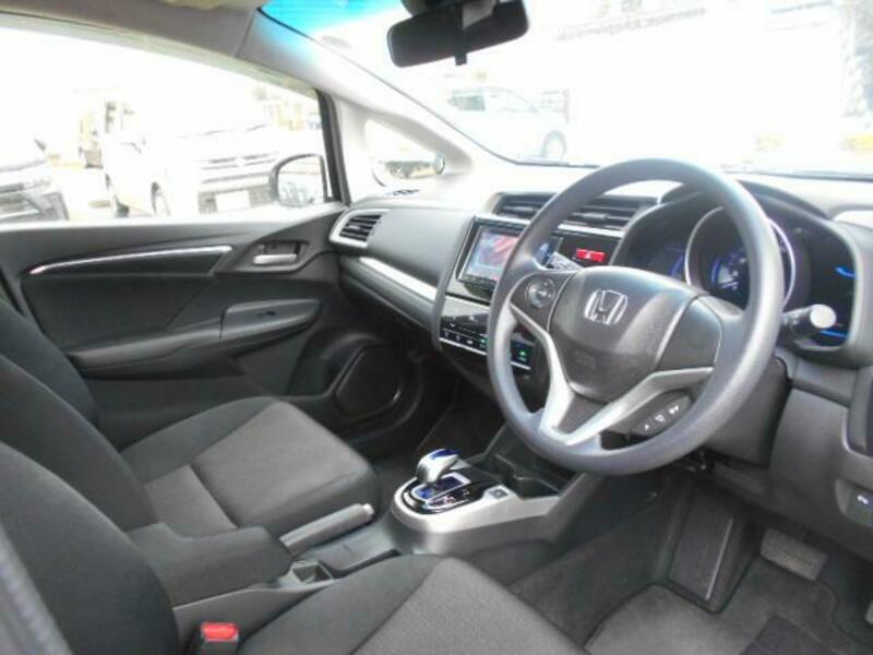 FIT HYBRID