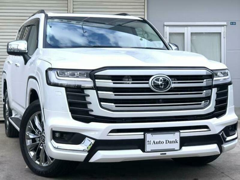 TOYOTA LAND CRUISER