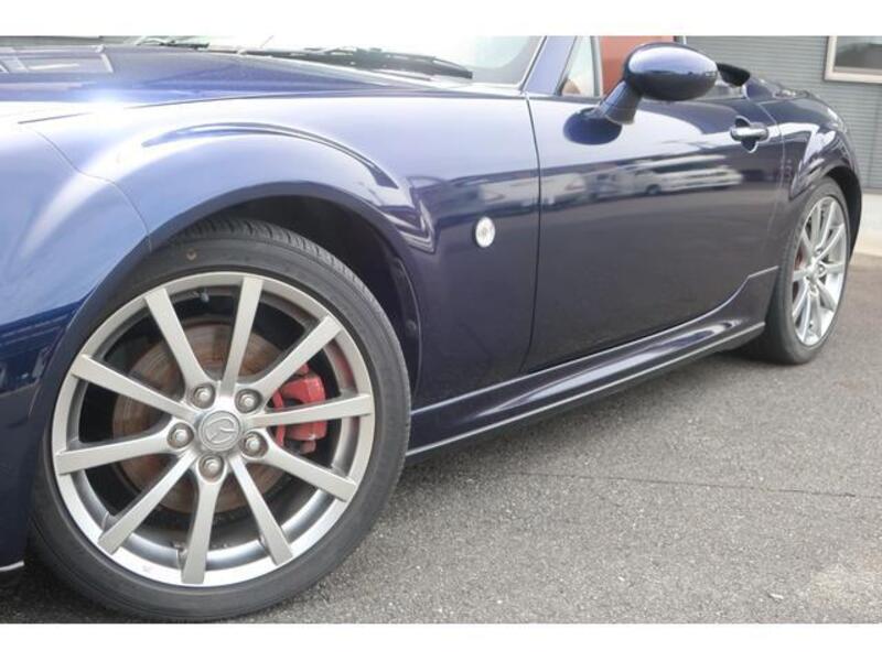 ROADSTER
